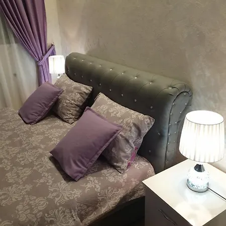 Elena Lux Belgrade